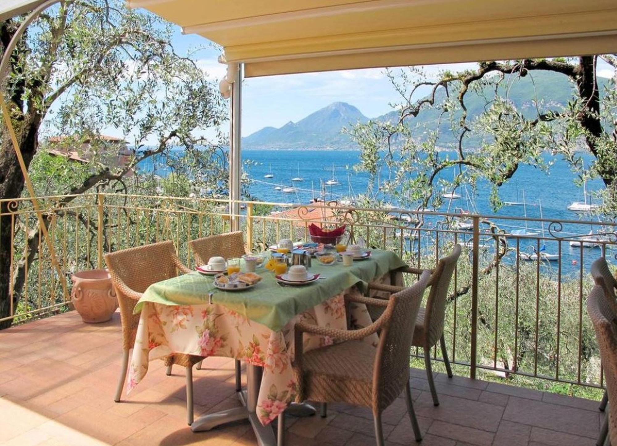Residence Casa Maria Assenza di Brenzone Exterior photo
